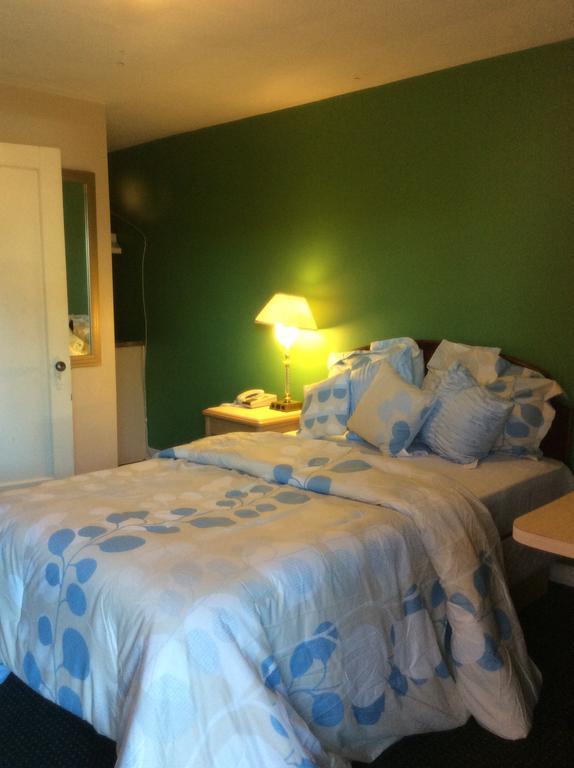 Palace Inn Motel Sarnia Zimmer foto